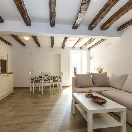 Apartment Nena- Apartman Sa Posebnim Ulazom U Prizemlju, Terasom I Zelenom Okucnicom Rakotule Extérieur photo