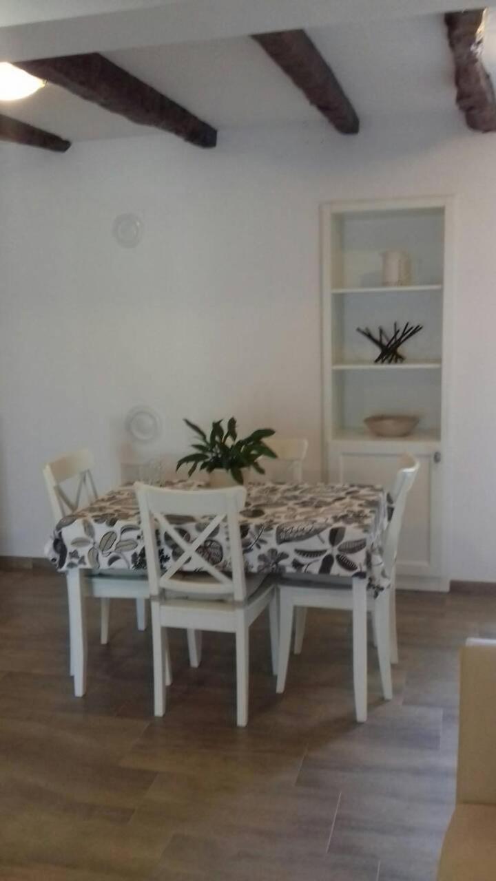 Apartment Nena- Apartman Sa Posebnim Ulazom U Prizemlju, Terasom I Zelenom Okucnicom Rakotule Extérieur photo